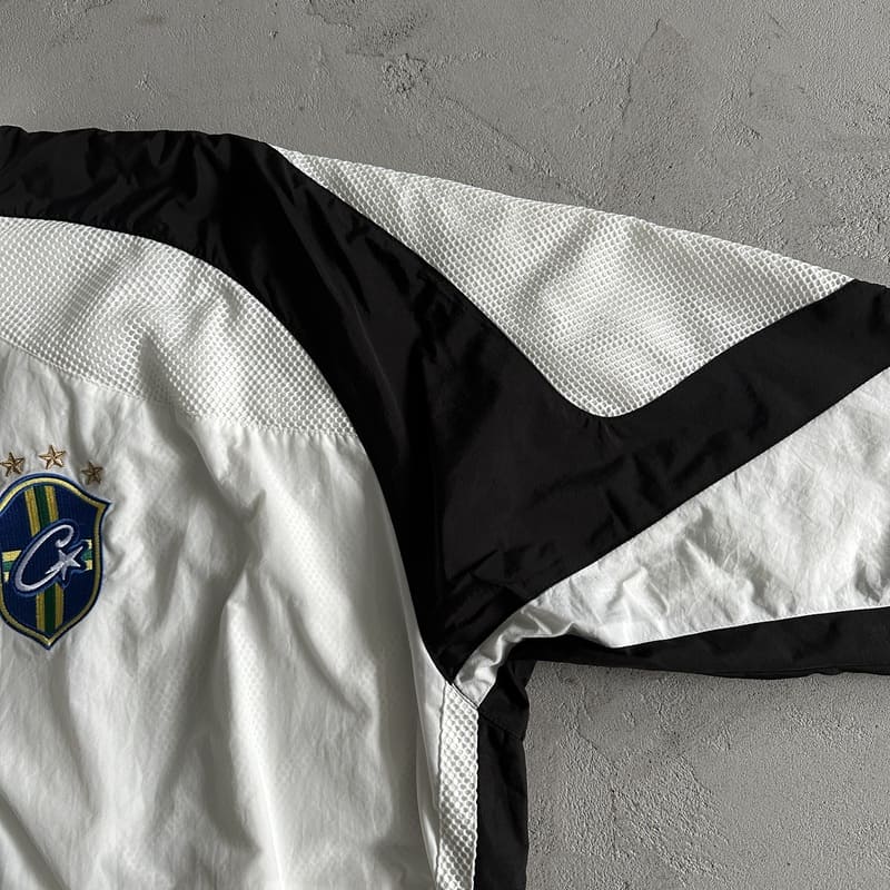 Chaqueta Corteiz Brasil Blanca