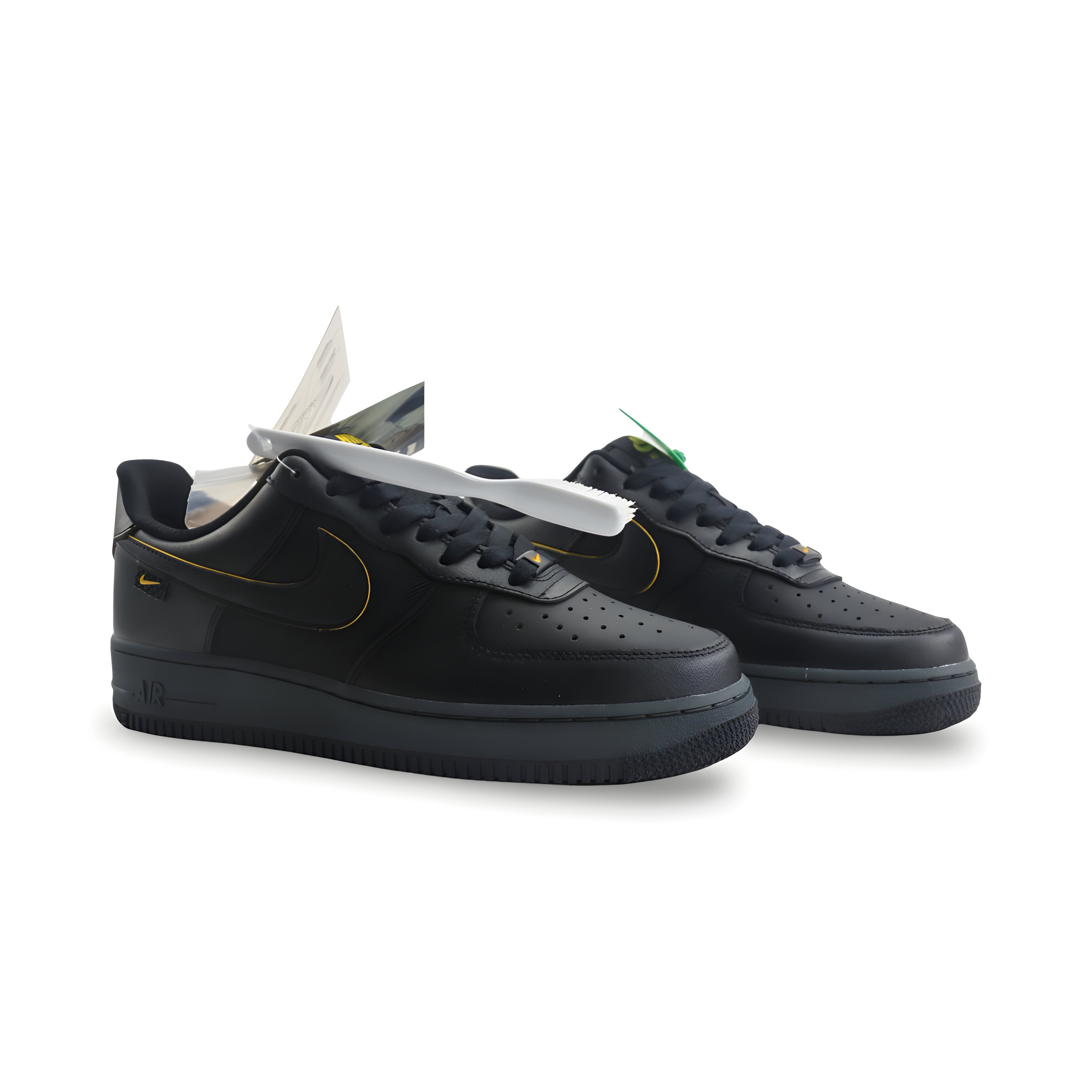 Tênis NK Air Force 1 “Negro y Amarillo”