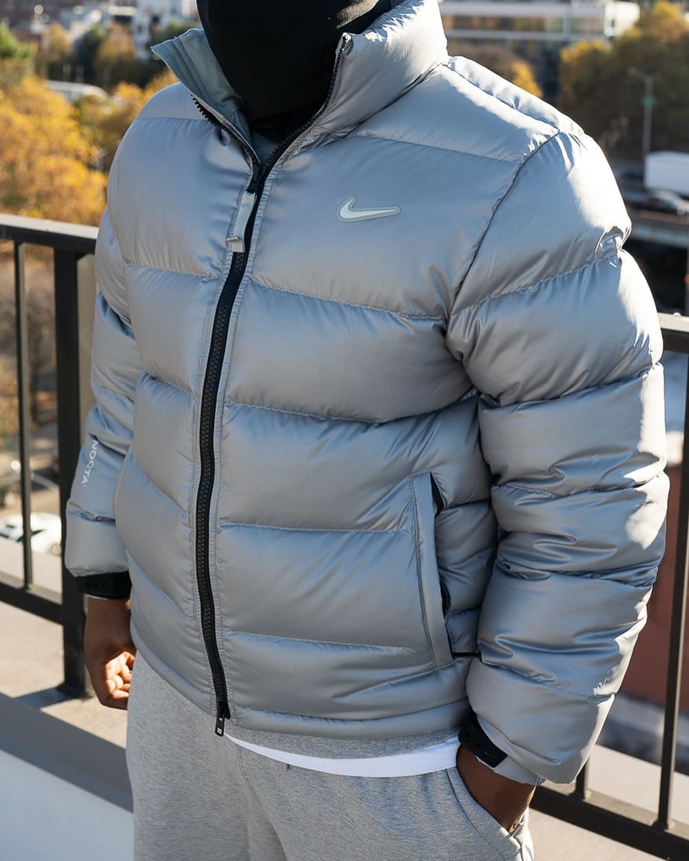 Chaqueta Puffer Nike NOCTA Gris