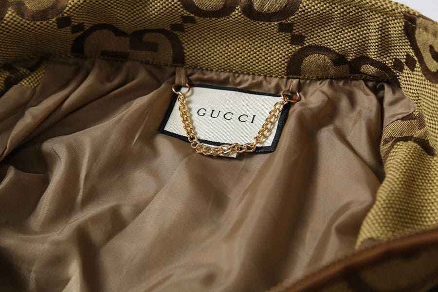 Chaqueta Gucci Jumbo GG Canvas Beige