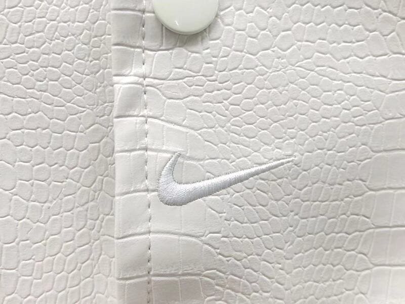 Chaqueta Supreme x Nike Varsity Blanca