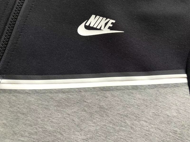 Chaqueta Nike Tech Fleece Negra y Gris