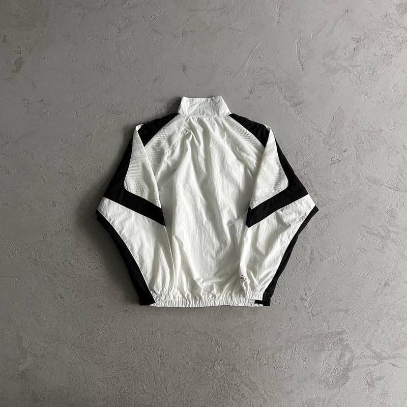 Chaqueta Corteiz Brasil Blanca